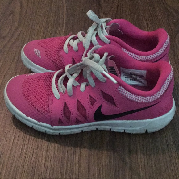 Pink Nike Free 5.0 - Picture 2 of 3